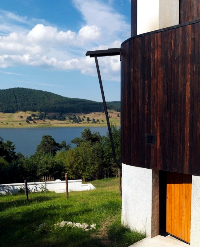 Home modern fisherman Simon Gill Architects Batak, Bulgaria