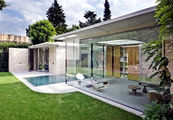 House made of concrete and glass - fascinating minimalist architecture