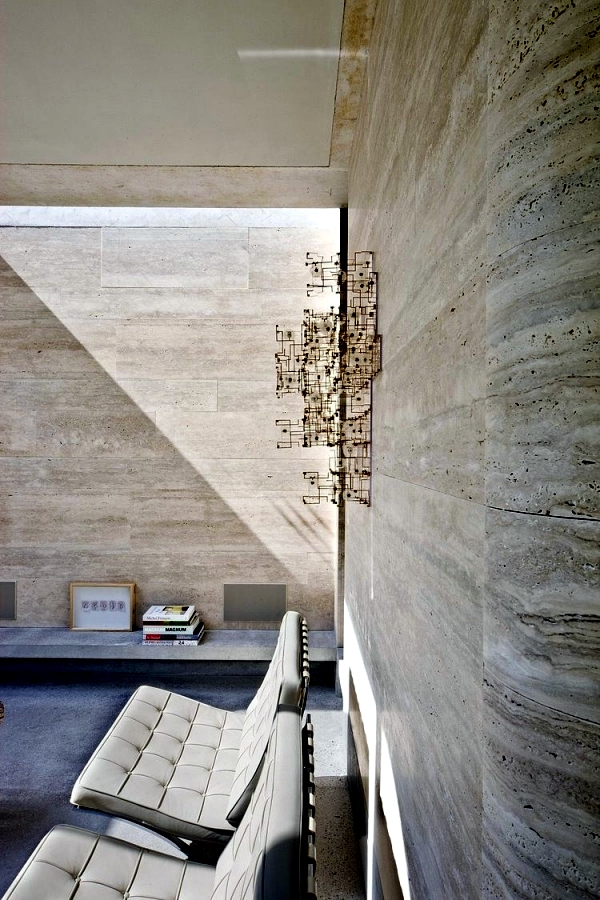House made of concrete and glass - fascinating minimalist architecture