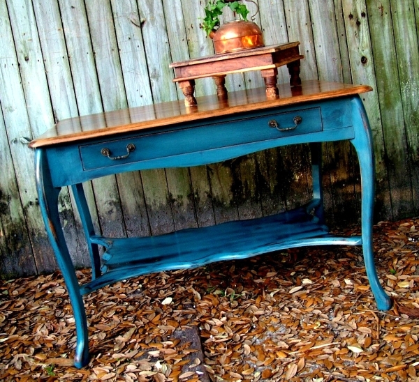 DIY vintage furniture - 3 Techniques to distressed