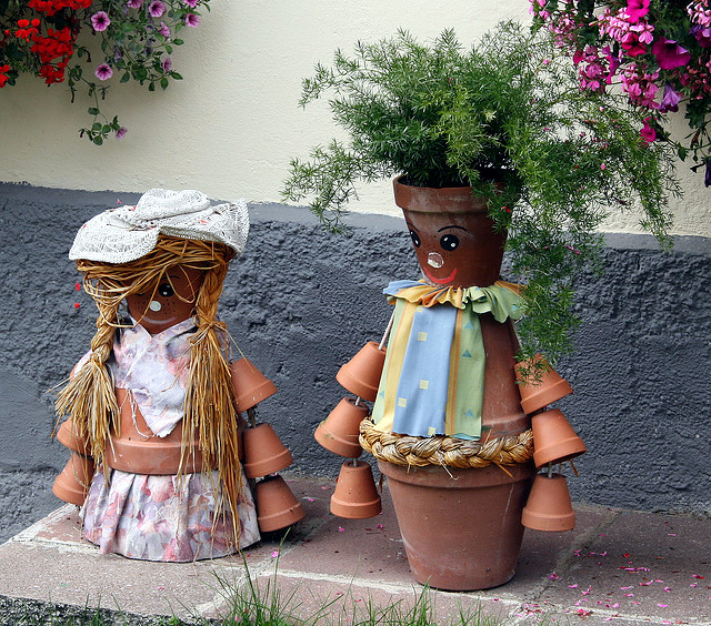 20 ideas for unusual garden sculptures to make your own