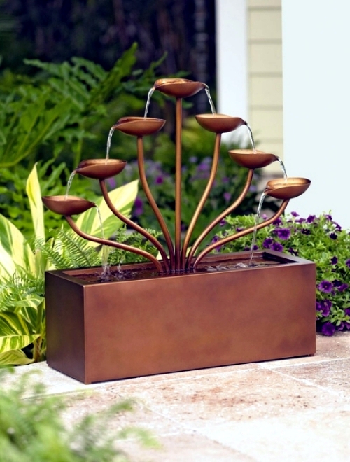 Get some more - minimalism in the design of the garden fountain