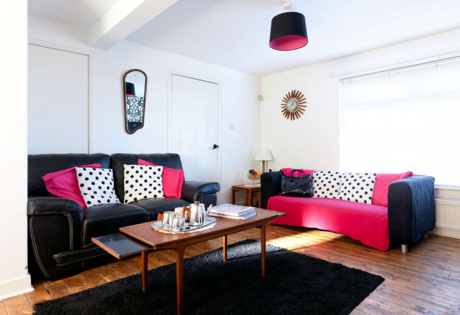 Sofas In Pink And Black Interior, Black And Pink Living Room Decor