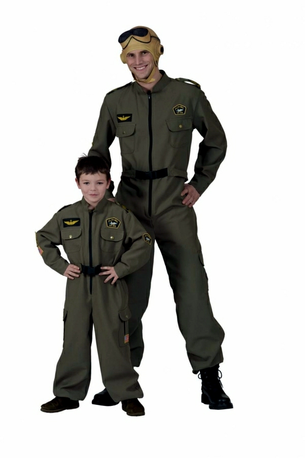 Original ideas for cheap costumes for the whole family