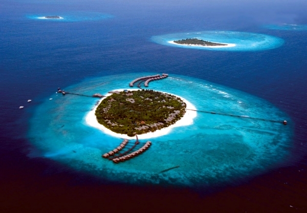 Luxury Iruveli - exotic private island in the Maldives