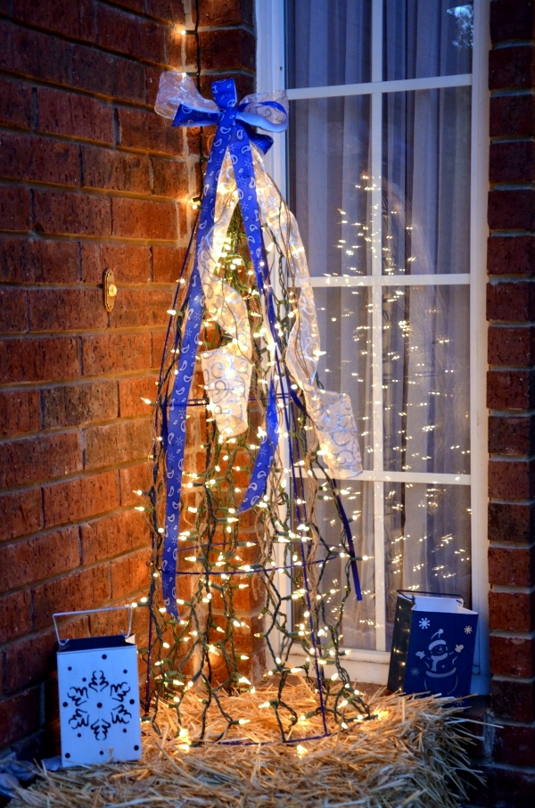 Magic Christmas Lights - LED decorating the house