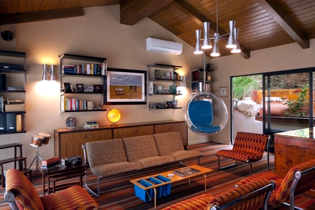 Installation In Retro Style Furniture And The Colors Of 60s Interior Design Ideas Ofdesign - 1960 Home Decor