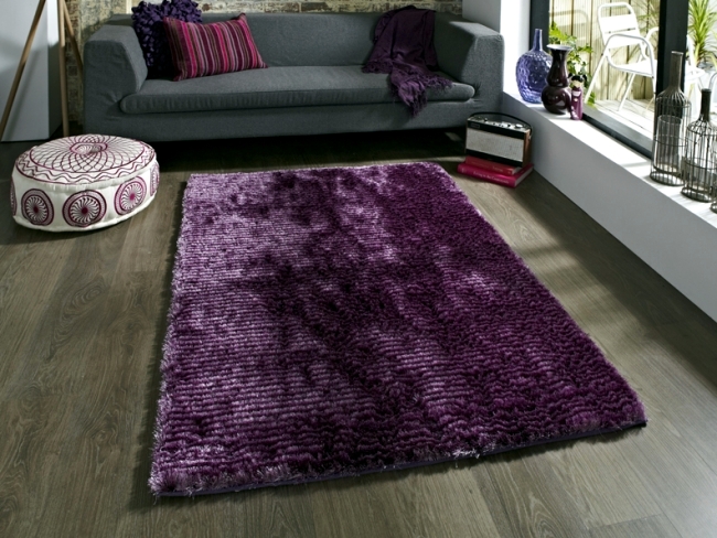 Colorful rugs from India and China - imported from Europe OCR