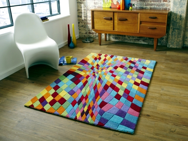 Colorful rugs from India and China - imported from Europe OCR