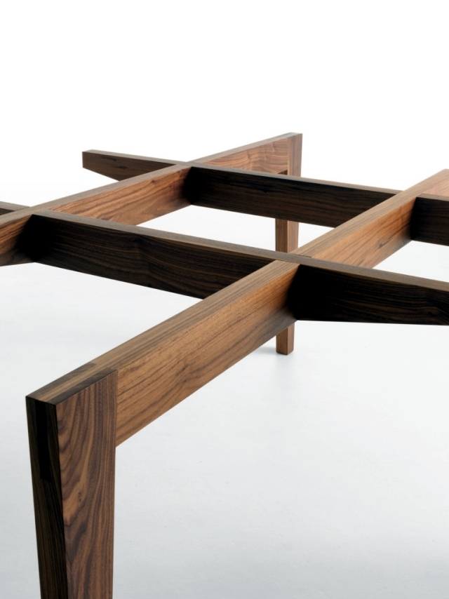 An Elegant Dining Table Design With Glass And Wood Base Horm Interior Design Ideas Ofdesign