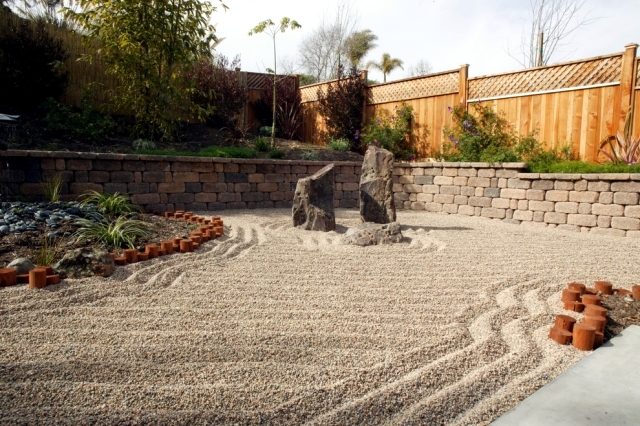 Creative ideas on how to use the sand on garden design