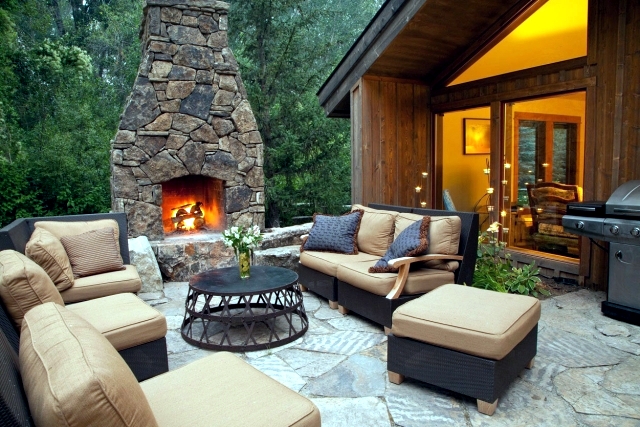 Fireplace in the garden construction - 24 ideas for a refined atmosphere on the terrace