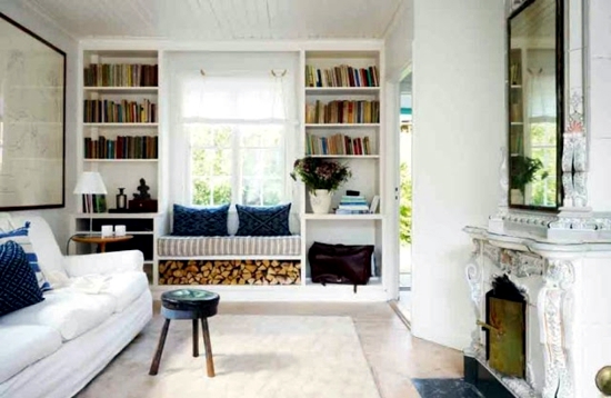 Comfortable window seat - set light reading corner