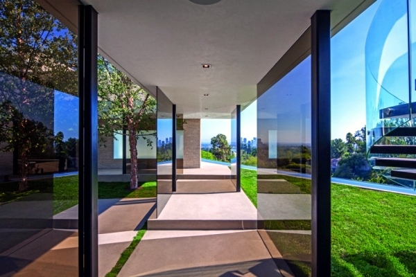 Perfect luxury glass and concrete meets all requirements for housing