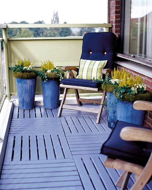 14 Balcony ideas - with flower boxes decorate the railings