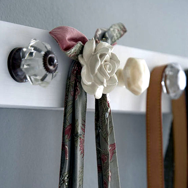 15 ideas to make your own clothes hook - hall and nursery decor