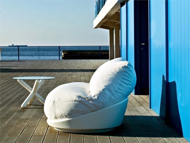 25 cool ideas for garden sofa designs freshen the patio furnishings