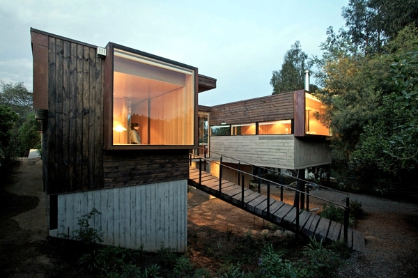 A garden house with modern design of the DRN architect Santiago