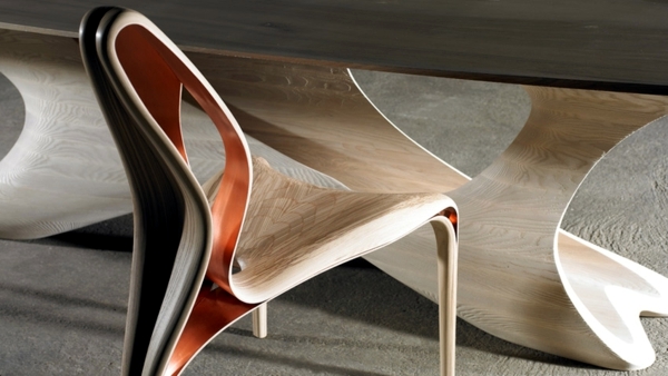 Amazing futuristic dining table design