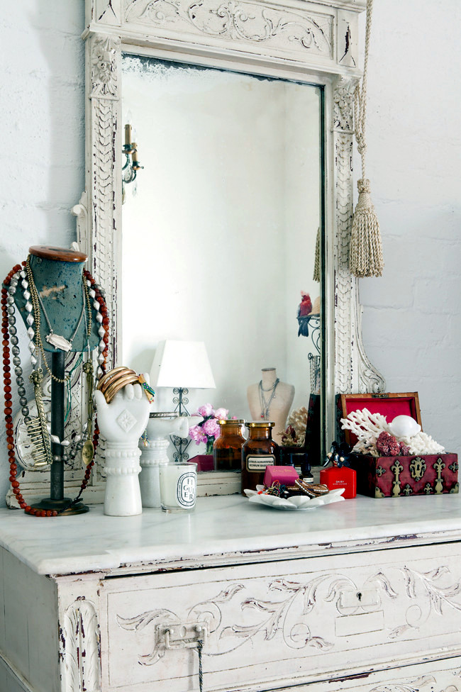 Apartment with colorful vintage look Apartment with colorful vintage look
