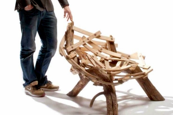 By a nest-inspired designer armchair "Eyrie" by Floris Wubben