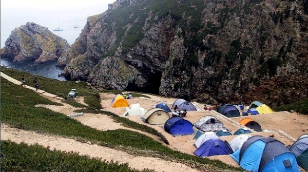 Camping in Portugal - a beautiful holiday experience for nature lovers