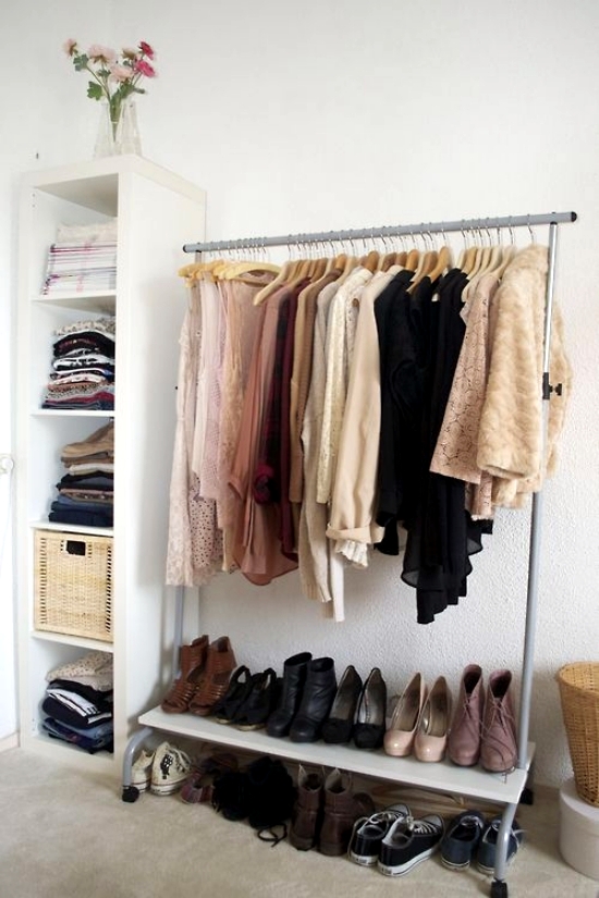 Classify the clothes without cabinet - design ideas for clothes rack