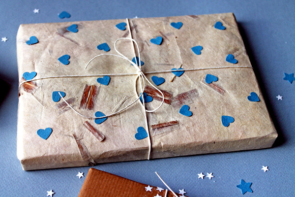 Crafts for Mother's Day - wrap gifts beautifully