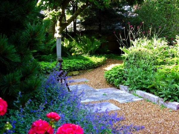 Creating a garden path and design - garden design ideas for effective