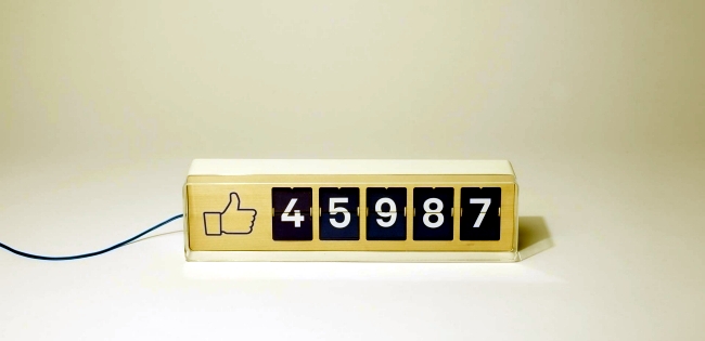 Creative Designer Device Smiirl counts of Facebook fans in real time