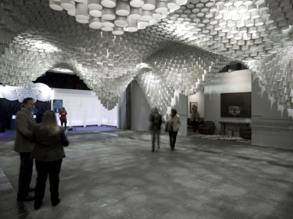 Designer chandelier made of paper - Architecture meets art