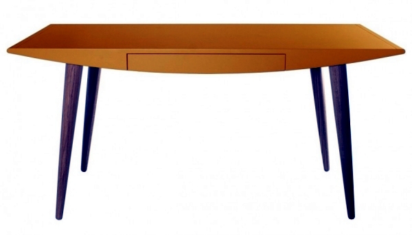 Designer desk for any lifestyle - "Belly" by Steuart Padwick