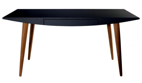 Designer desk for any lifestyle - "Belly" by Steuart Padwick