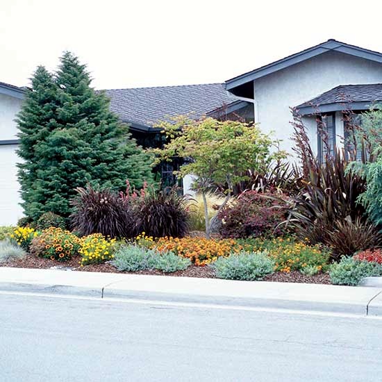 DJ application put landscaping in the front court - 15 practical ideas
