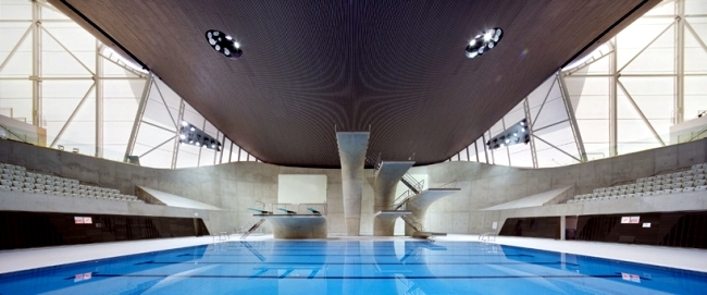 Dominated the swimming pool in London by Zaha Hadid glass, light and concrete