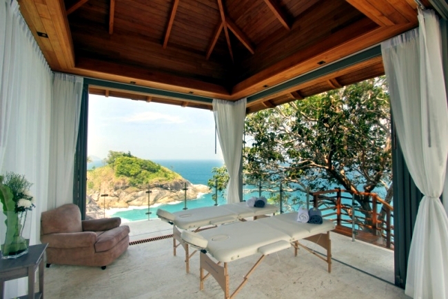 Exclusive house in Phuket with a spectacular ocean view
