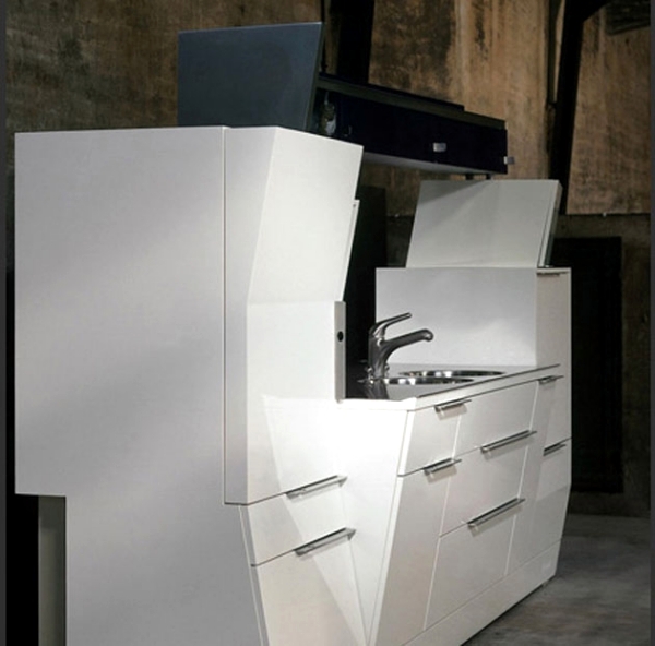 Exclusive kitchen loft kitchen with cooking island by Jo Wynant