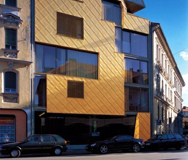 Façade cladding with copper plates provides better insulation