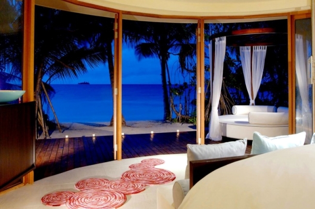 Fantastic Spa Resort in the Maldives - escape from reality