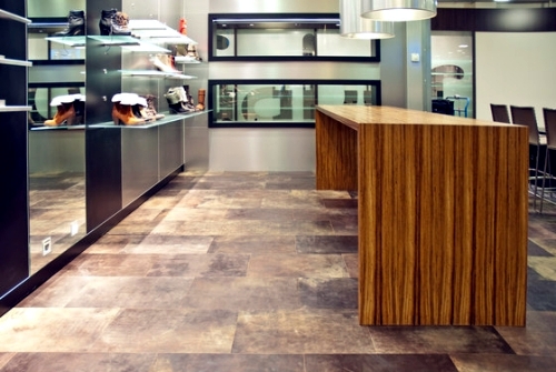 Flooring made of leather - stylish designs of Alphenberg