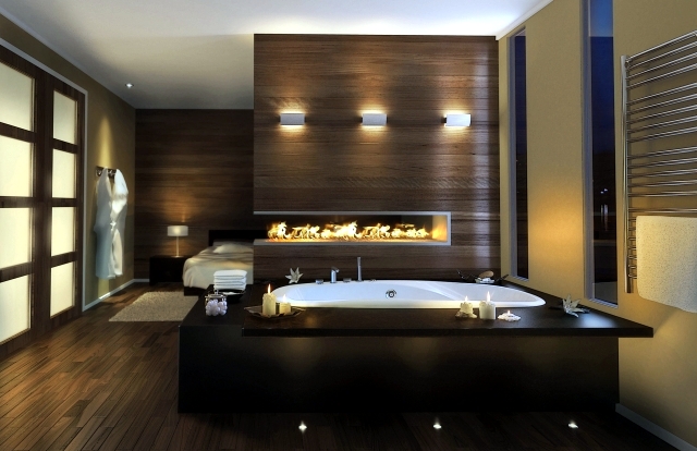 Freestanding bathtub in the bedroom - no clear separation of Bath
