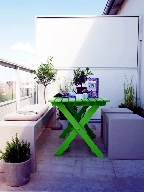 Gardening on the balcony - fresh design ideas for your personal oasis