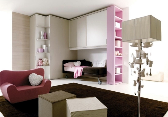 Girls make full room - 26 ideas, furniture and themes