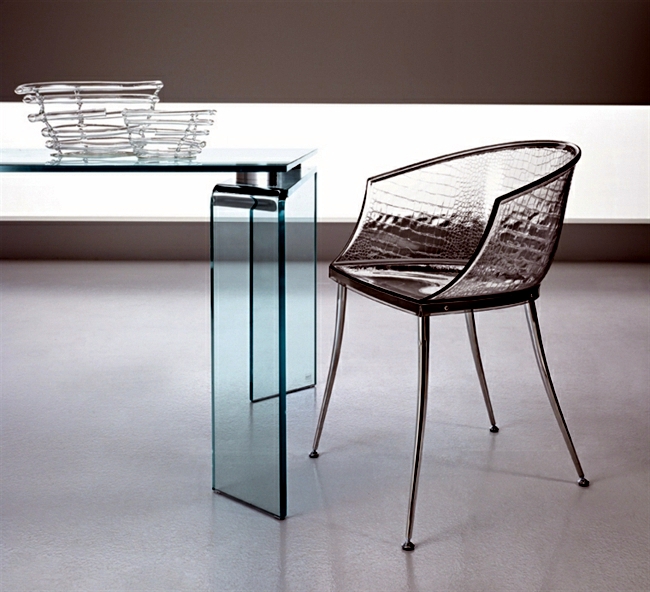 Glass furniture from Italy gives the room artistic touch