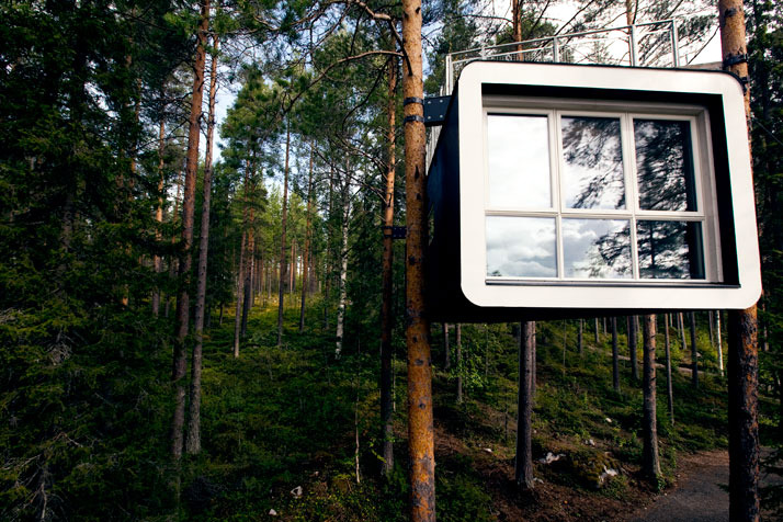 Hotel in trees