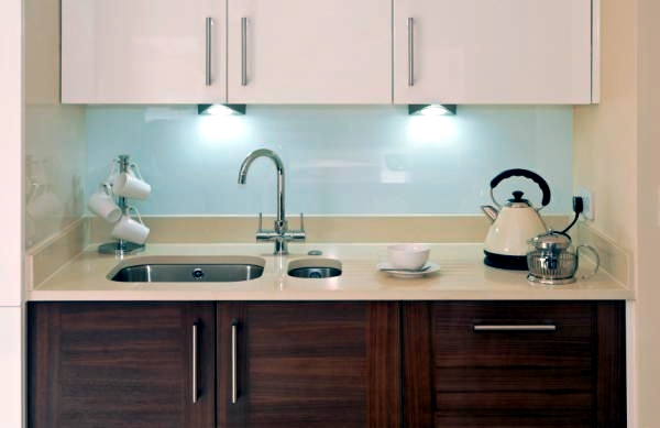 Ideas for kitchen cabinet luminaires to light the kitchen interior