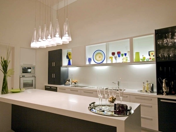 Ideas for kitchen cabinet luminaires to light the kitchen interior