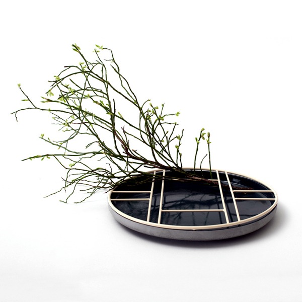 Ikebana, the art and the aqueduct system characterize modern planters