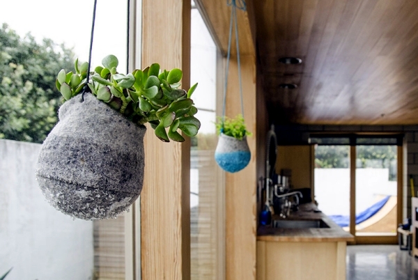 Innovative crystal planter for hanging Maria Bujalska