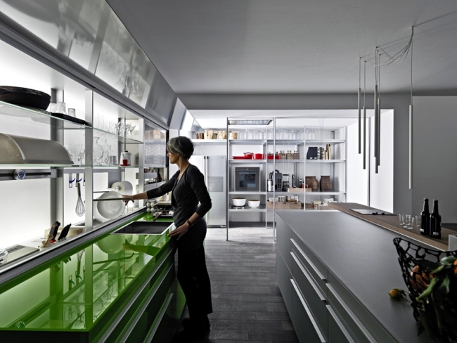 Italian kitchens by Valcucine systems combine style and Ergomonie